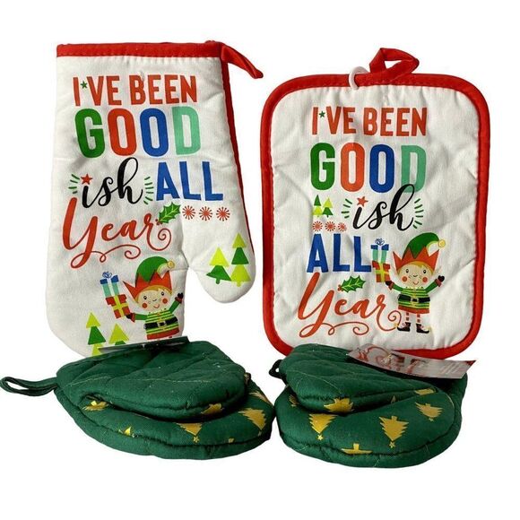 Christmas Holiday Pot Holder Oven Mitts Set Colorful 4 Pieces Heat Resistant NEW - Picture 1 of 6